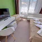 Grami מלון 3*