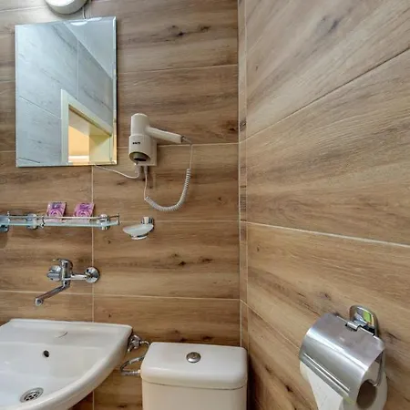 Хотел грами 3*