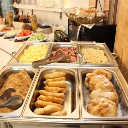 Хотел грами 3*